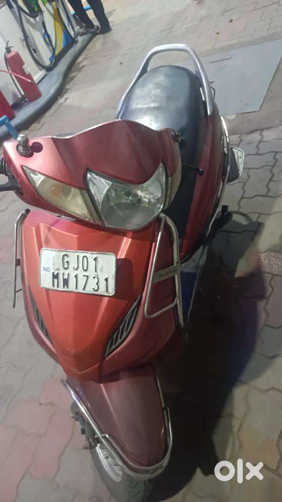 Activa 4G red caler