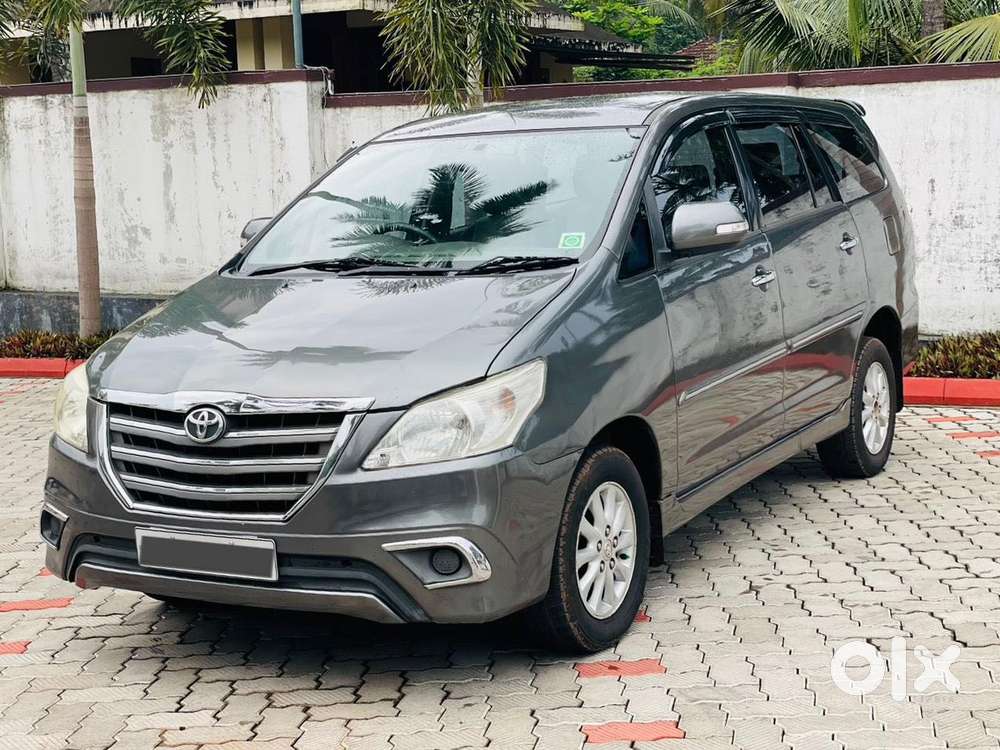 Toyota Innova 2.5 V 7 STR, 2012, Diesel