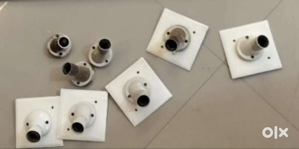 4 bulb holders with wall fitting