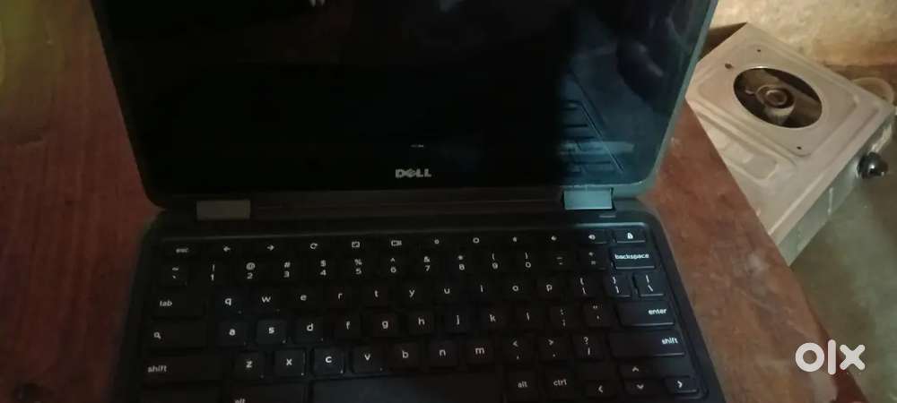 Dell Chromebook – Working Fine, Display Thoda Damaged
