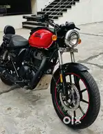 Showroom condition Well maintained byke, showroom track,