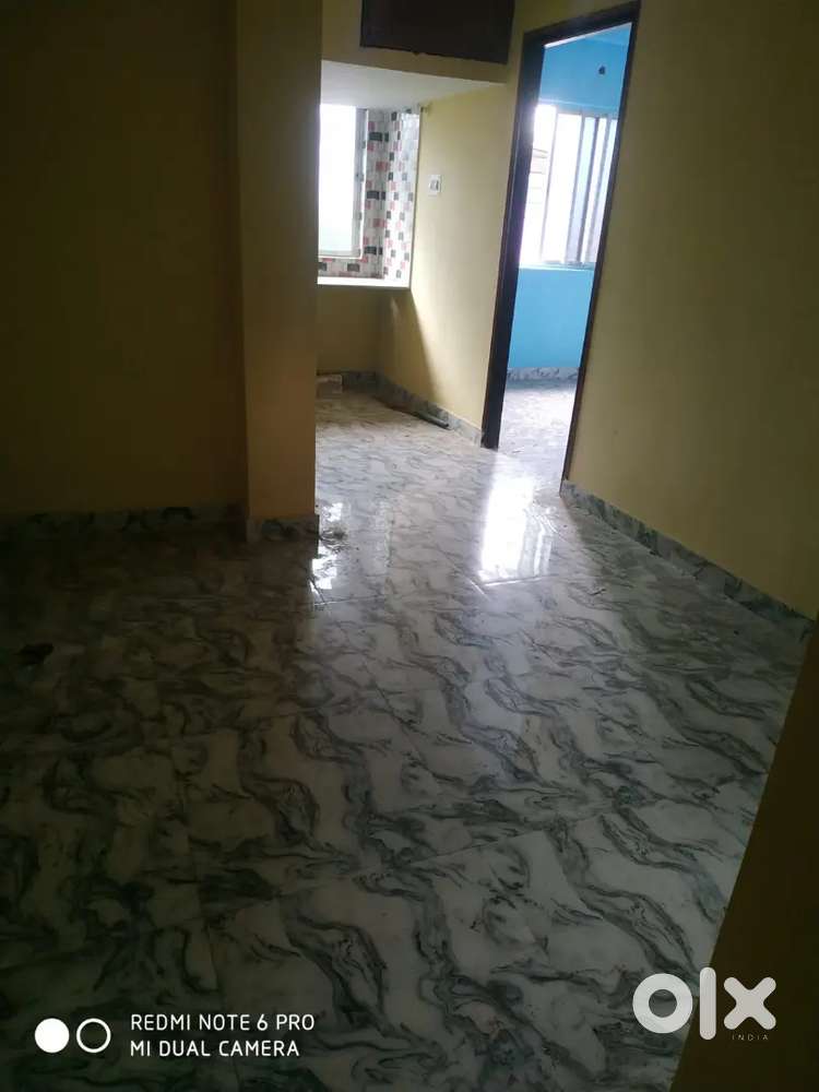 2 bhk flat for rent on e. M bye pass vip bazar