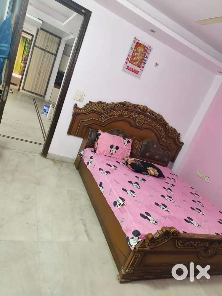 Pg for girls in saket