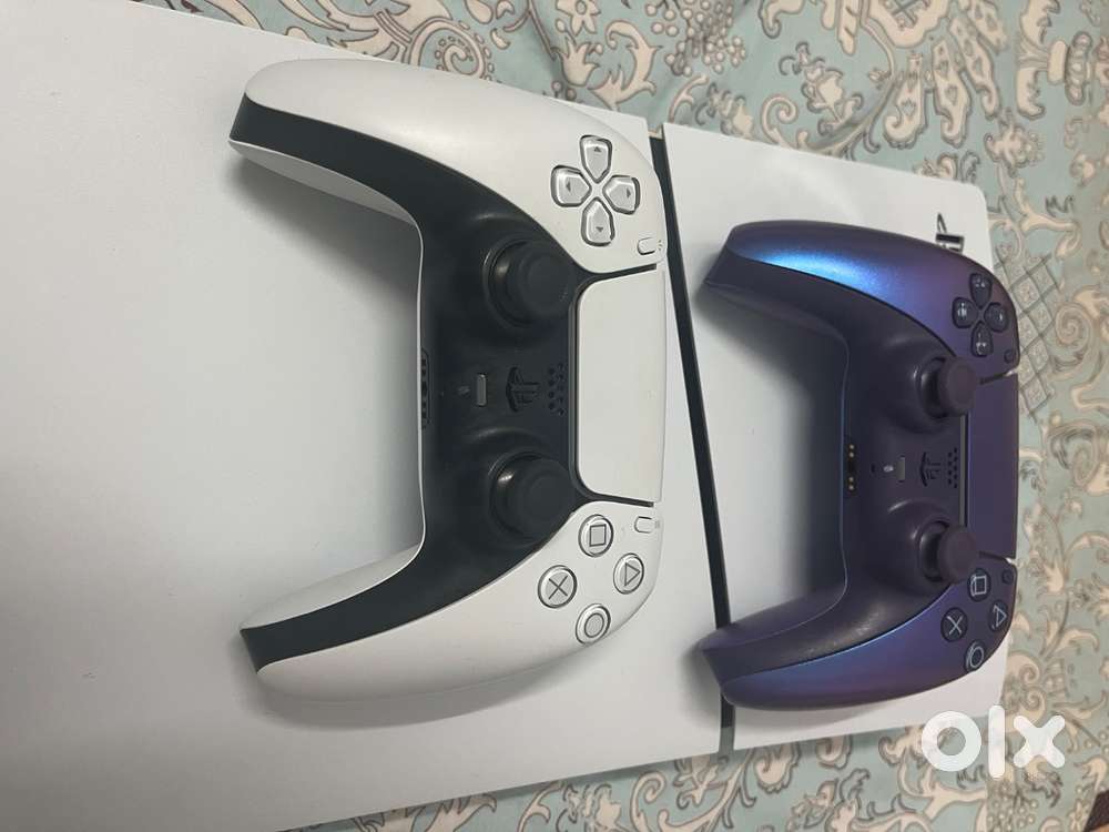 PS5 – As Good As New  Very Lightly Used  Free India Delivery