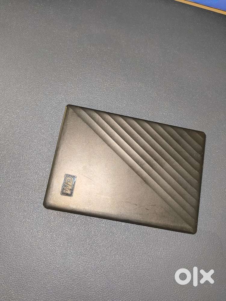 1 Tb Hardrive with case