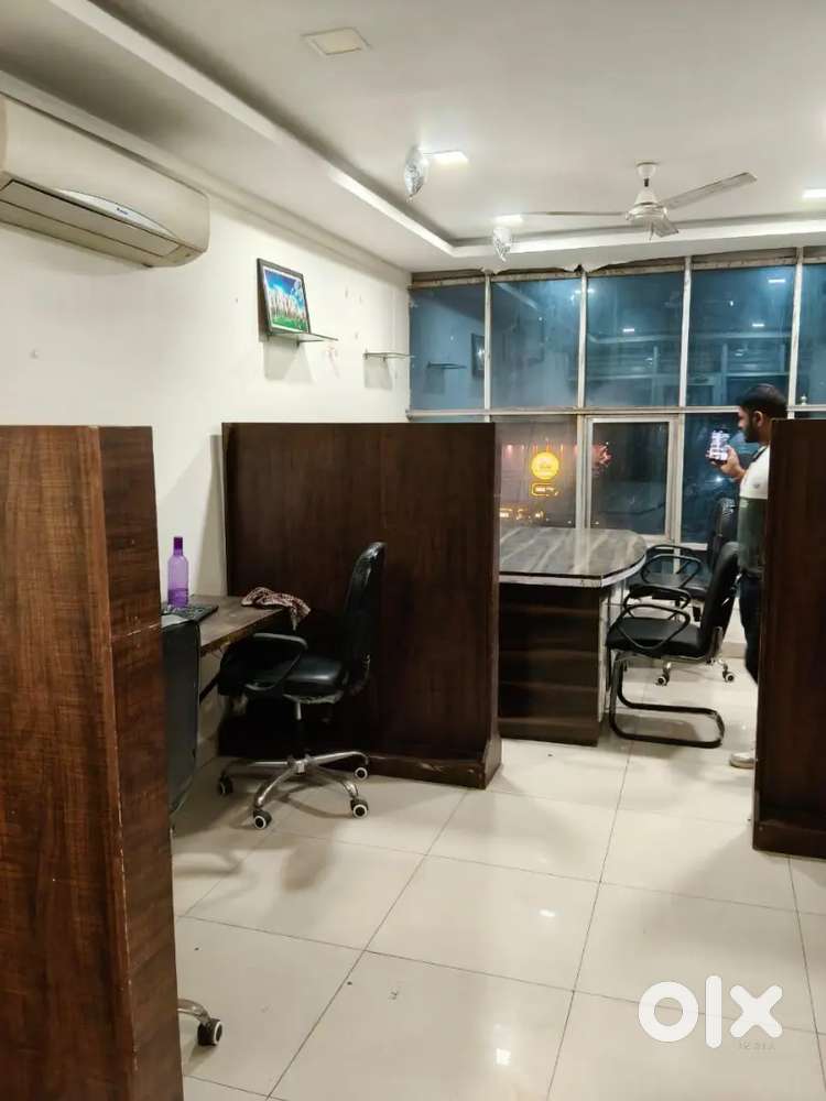 Full furnished office for rent