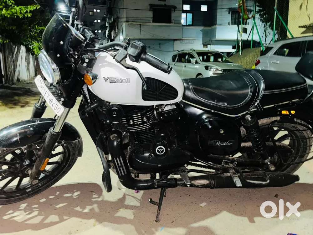 Good condition and beautiful pickup.