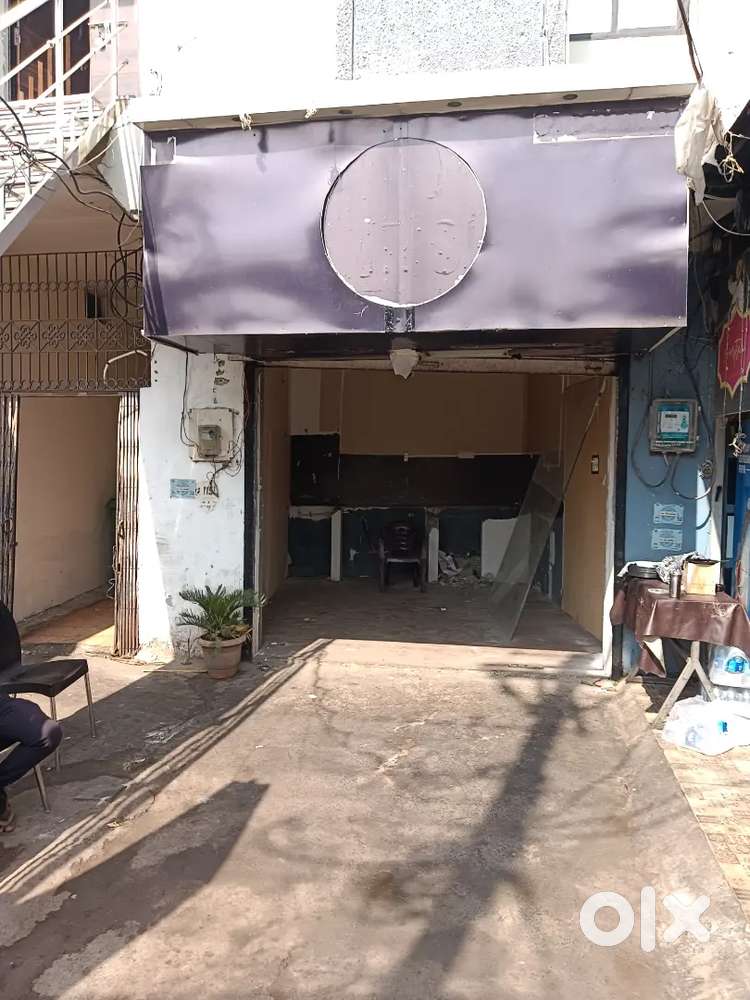 Shop available 165* sqft near katora talab park best for any options