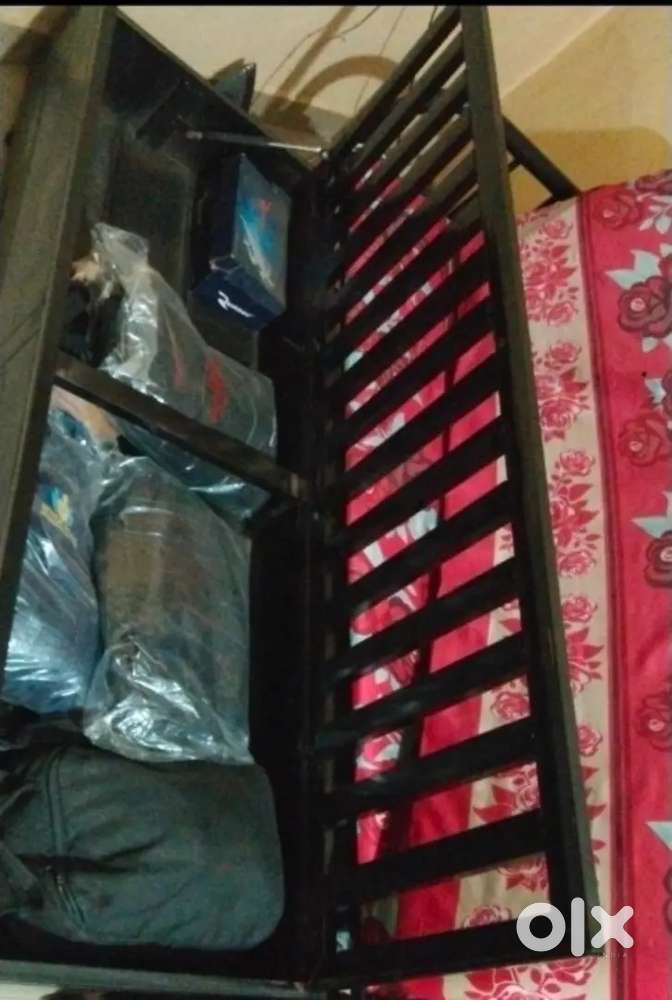 Available 2nd box bed