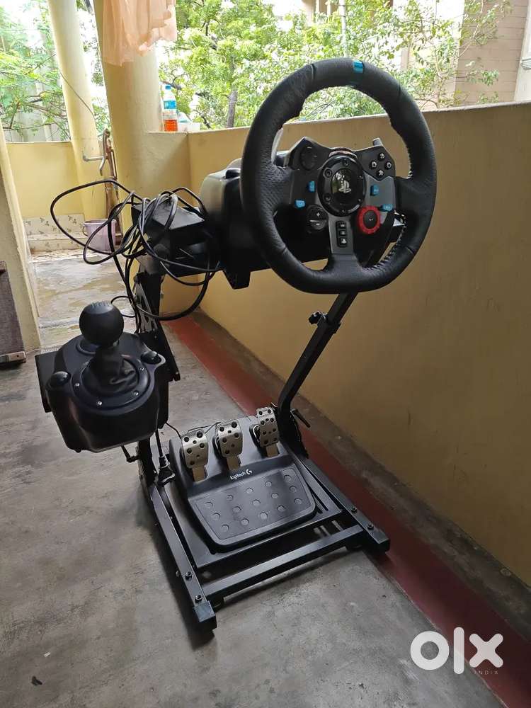 Logitech G29 driving wheel, gear shifter & stand