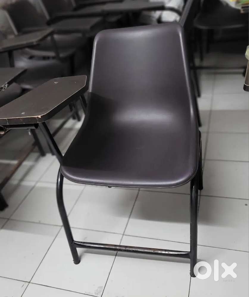 I am selling study chairs and 2 counter table in very good condition.