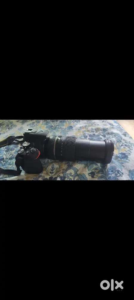 Brand New Nikon D5500 with 16-300 Tamron Macro lens for sale