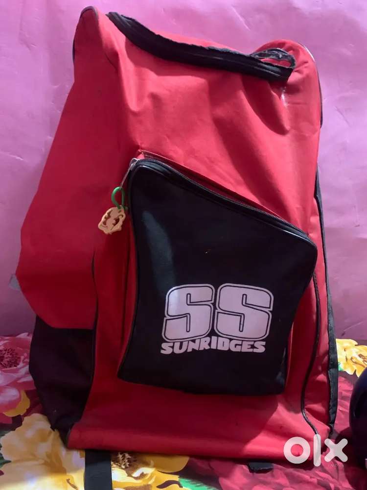 SS cricket kit with all items available.