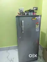 Whirlpool 184L Single Door Fridge  1 Year Old