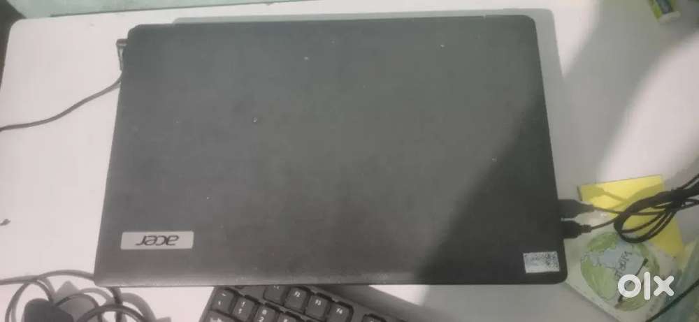 Model-acer aspire5733Z