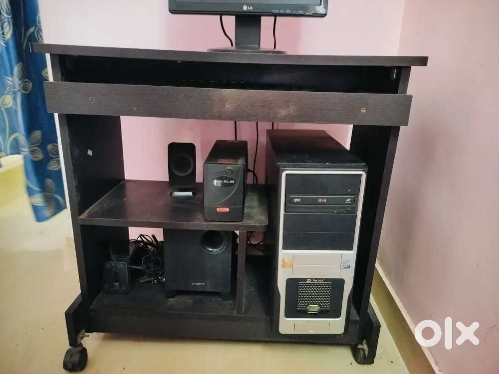 PC Table with quality material