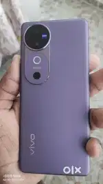 Vivo v40  8gb ram 128 gb internol memory