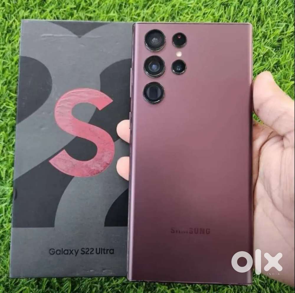 Selling 5 months old S22 ultra