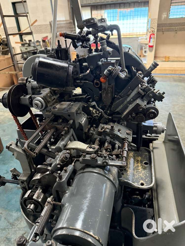 Sliding head automate Machines