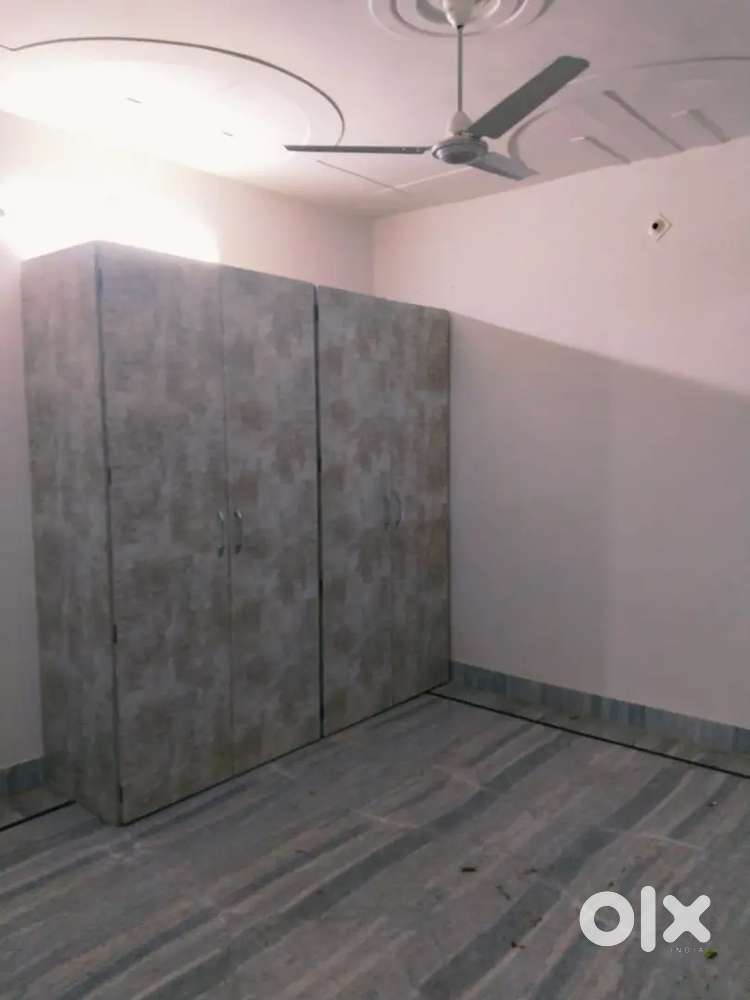 House' available for rent