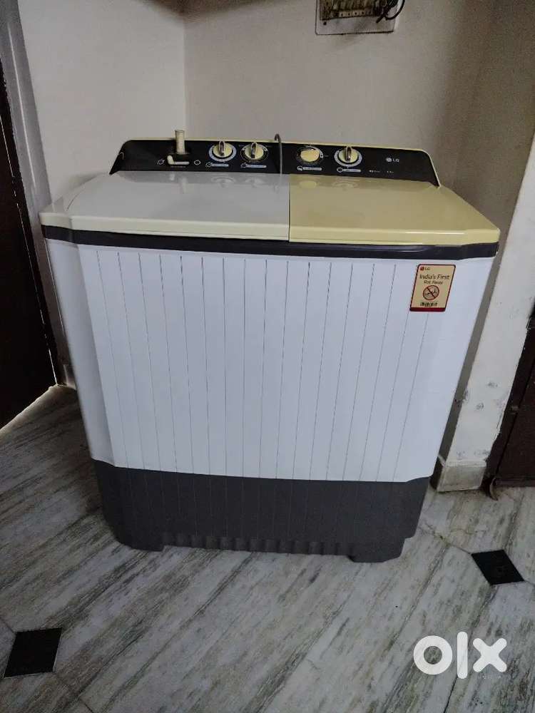 LG WASHING MACHINE 8.5KG SEMI AUTOMATIC - GOOD CONDITION