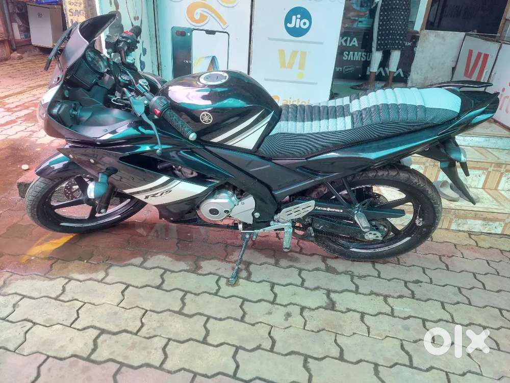 Yamaha R15