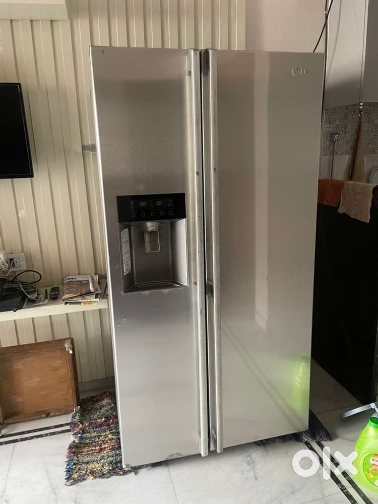 LG refrigerator