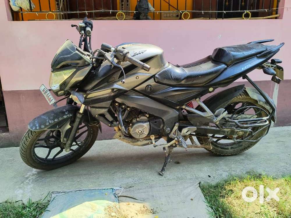 Pulsar NS160 (New Tire, New Chain Kit, Excellent Condition)