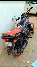 DREM.NEO.BALCK.AND.BULE.COULRS..ONE.HENDS.USE.THE.BIKE