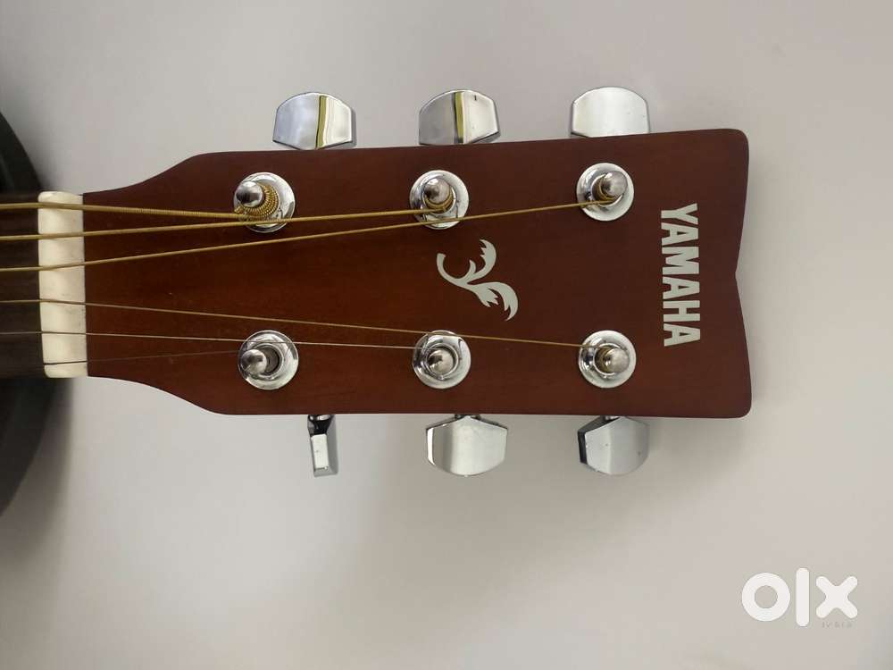 Yamaha fx280 guitar