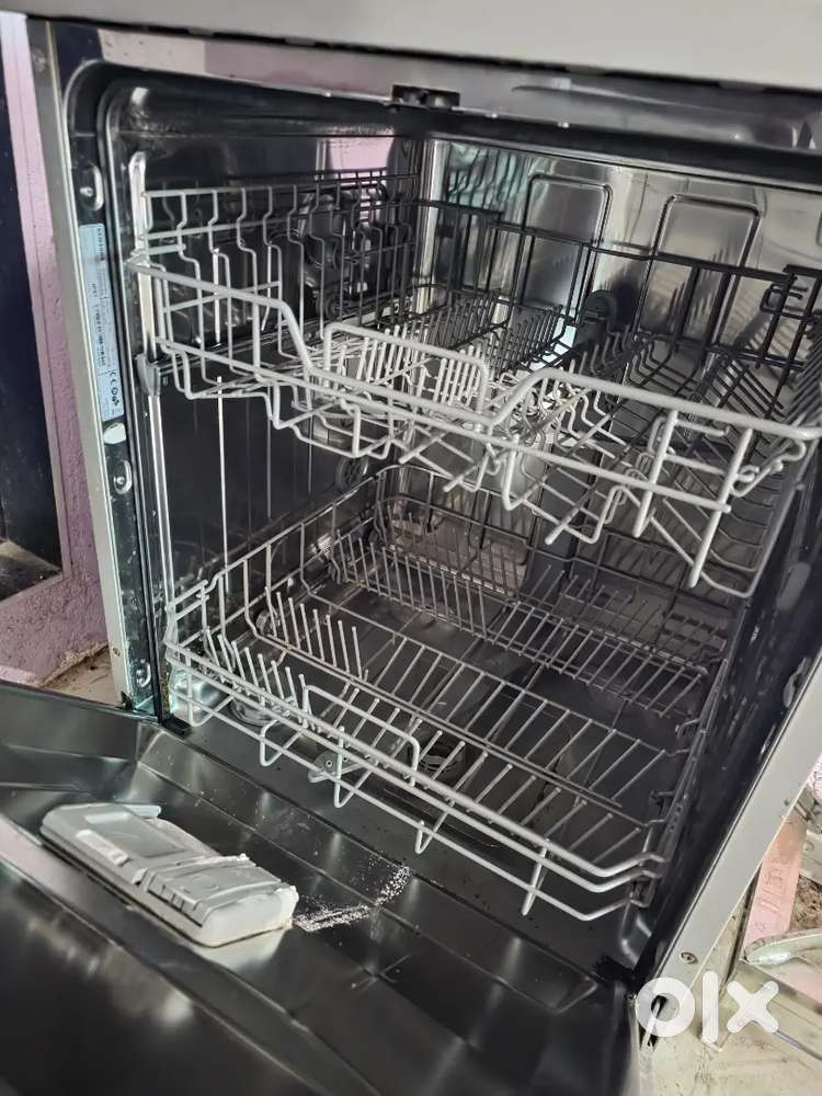 Samsung dishwasher 1 month old