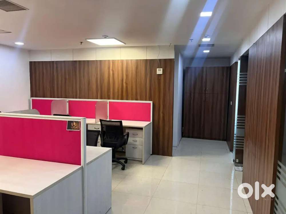 Furnished commercial office avilable in Indira nagar and Gomti Nagar
