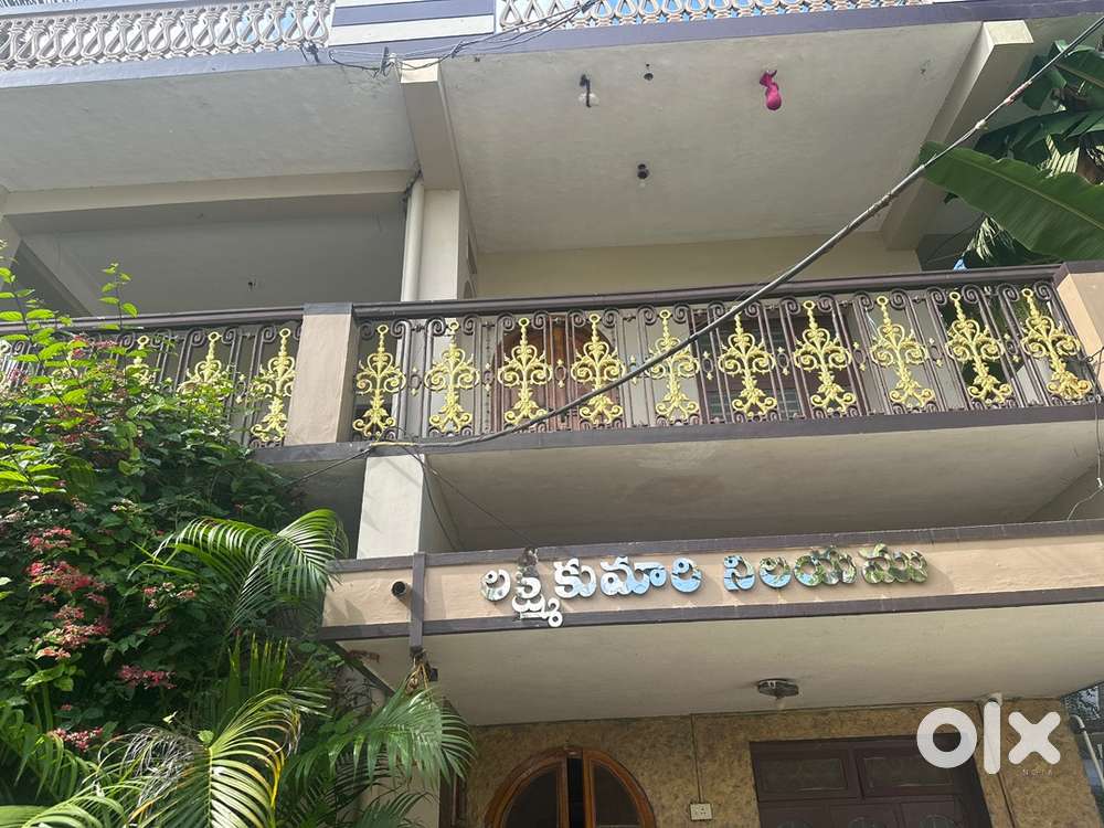 Homely atmosphere house for rent @Balaramuni Peta