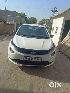 Tata Altroz 2021 Petrol Good Condition