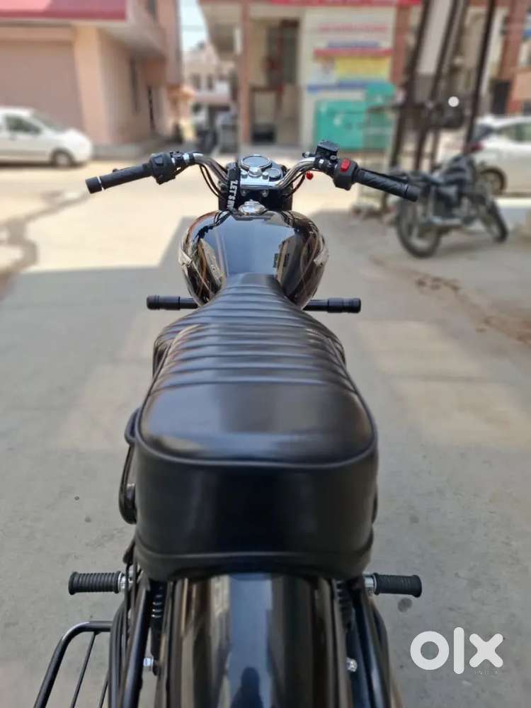 very good condition all papers clear