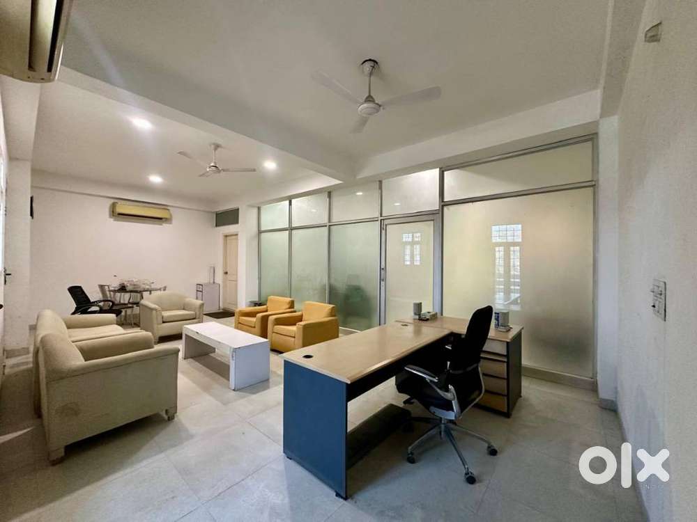 Office Available on Dera Mandi Road