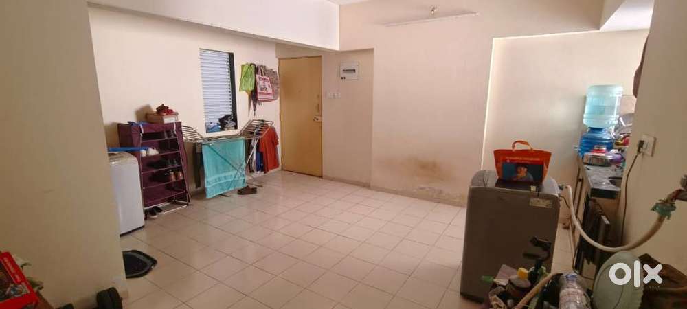 Sharing flat in Andheri east near station