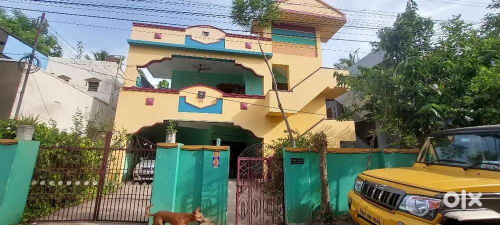 House first floor for rent