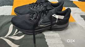 Shoes NIKE SIZE 10