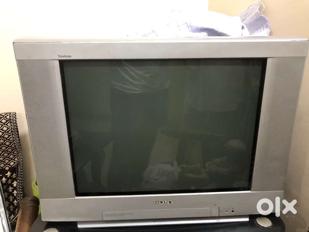 Sony Trinitron WEGA CRT TV – Excellent Picture & Sound Quality