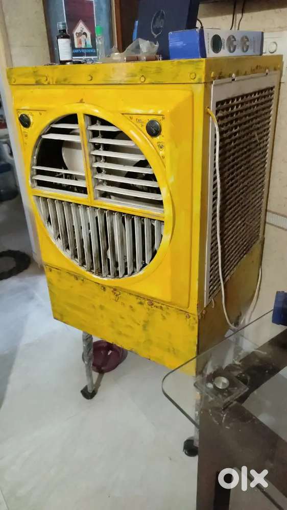 75 ltrs Steel cooler