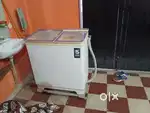 Semi automatic washing machine