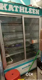 VISICOOLER AND HOT COUNTERS IN GOOD CONDITION