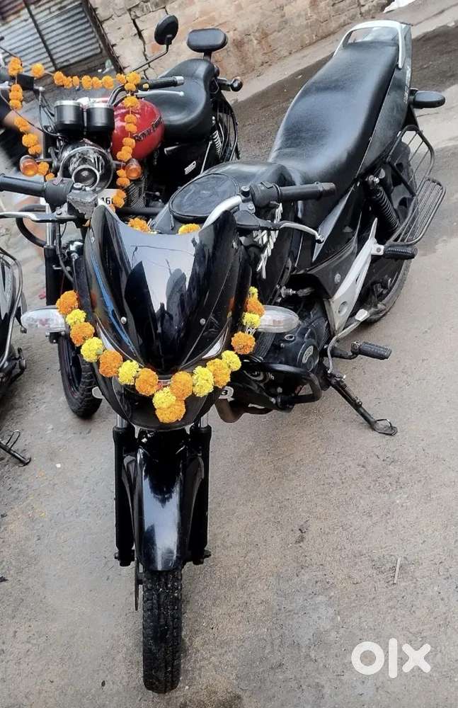 Bajaj Pulsar 150