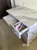 Study / Computer table in mint condition