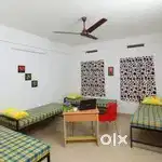 PG/ladies hostel available in Kalathipady kottayam