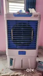 Cooler with rotation