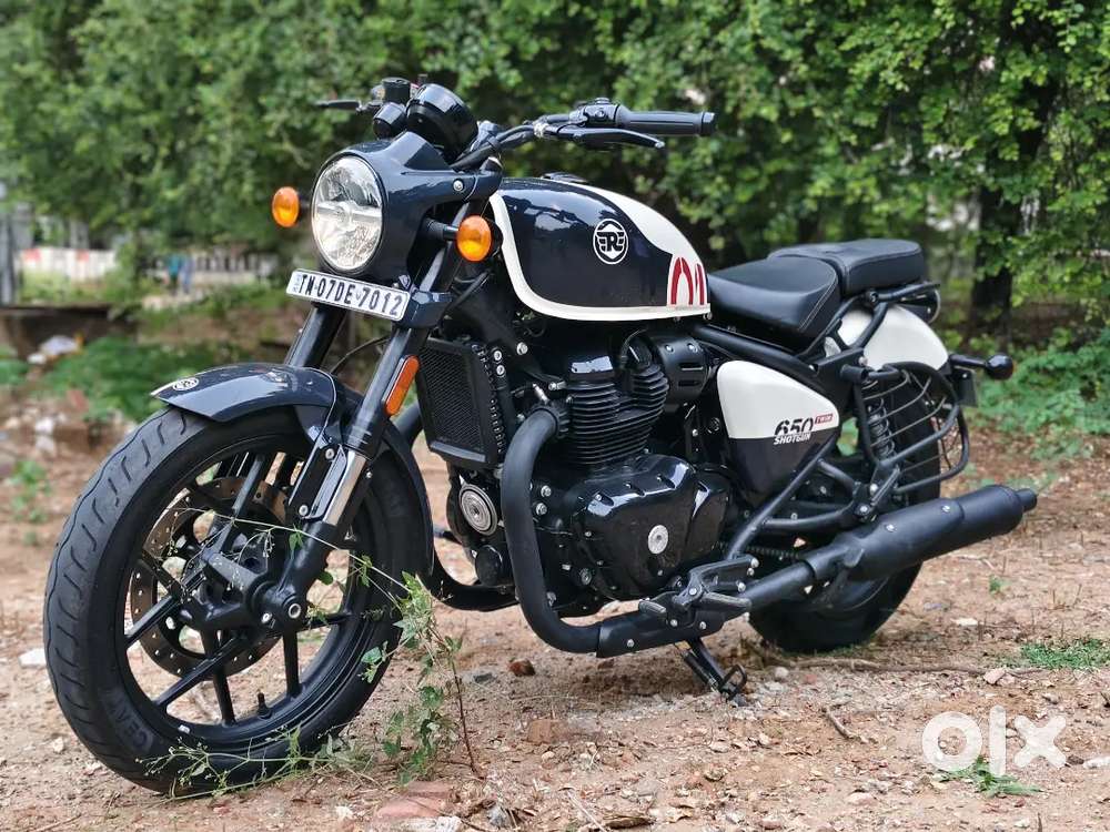 Shotgun 650 very low km top model