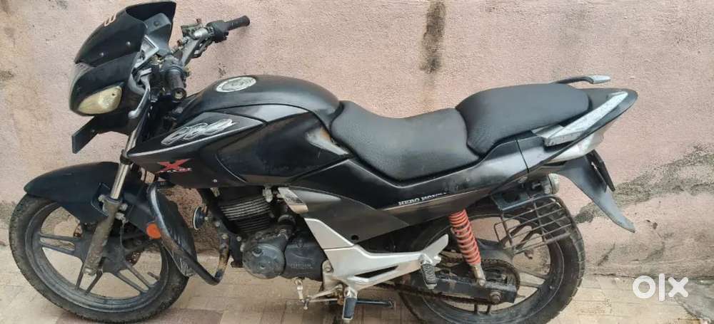 Urgent sell Hero Honda cbz extreme 2012 &gt;7 6 98o &gt;899 ter