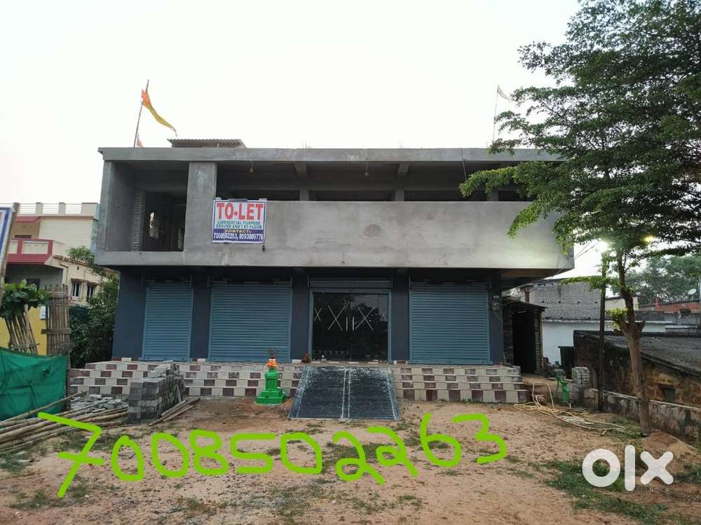 TO LET FOR BANK/OFFICES/SHOP